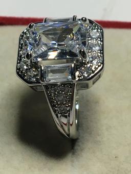 .925 Sterling Silver Ladies  4ct Cz Ring