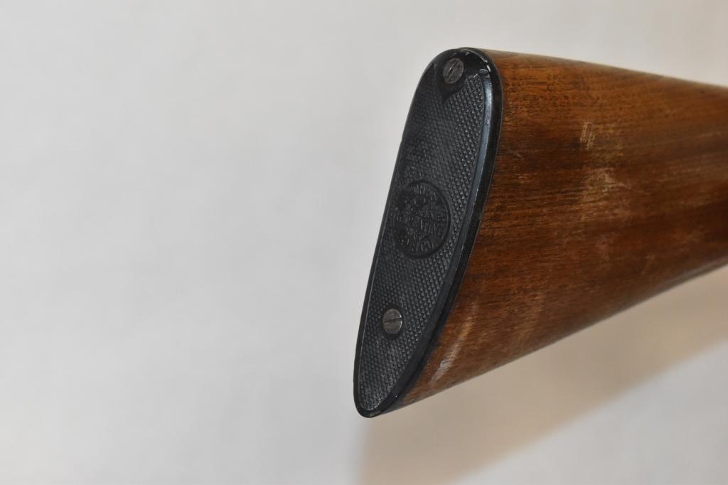 Gun. Winchester Model 24 12 ga Shotgun