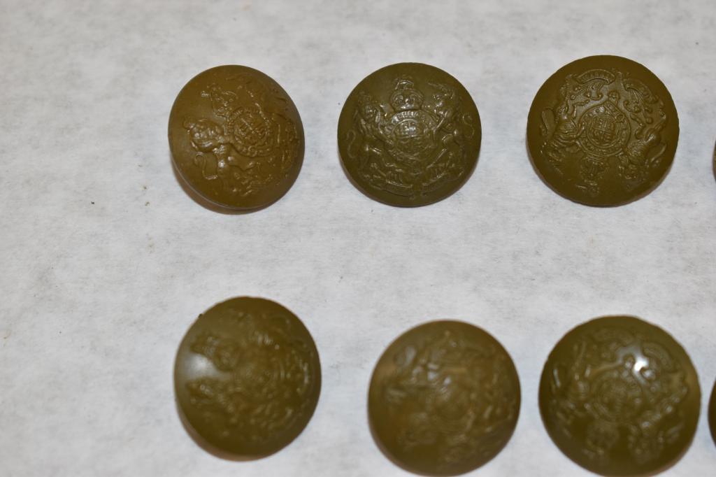 British. WWI Twelve Uniform Buttons