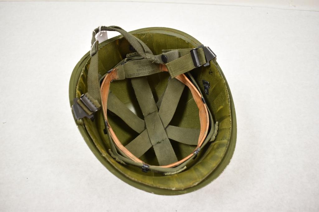 USA. WWII Army M1 Helmet and Insert