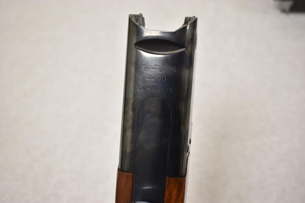 Gun. Remington 3200 12 ga Trap Shotgun