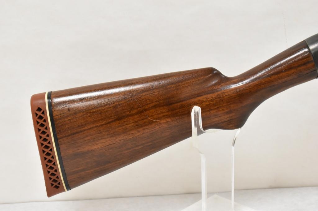 Gun. Winchester Model 1912 12 ga Shotgun