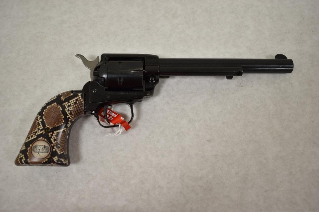 Gun. Heritage Rough Rider .22 LR Revolver