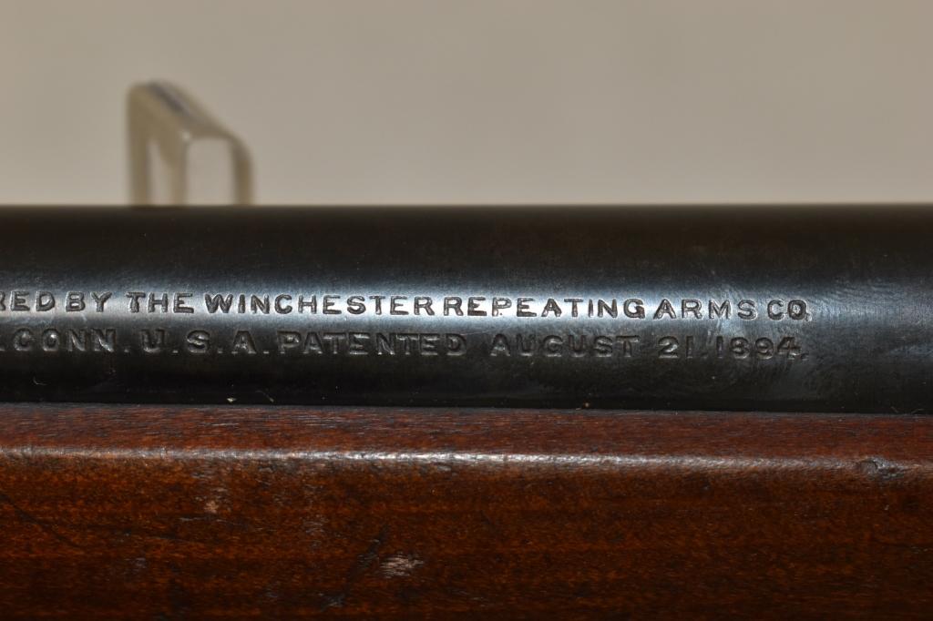 Gun. Winchester 1894 30 WCF Rifle