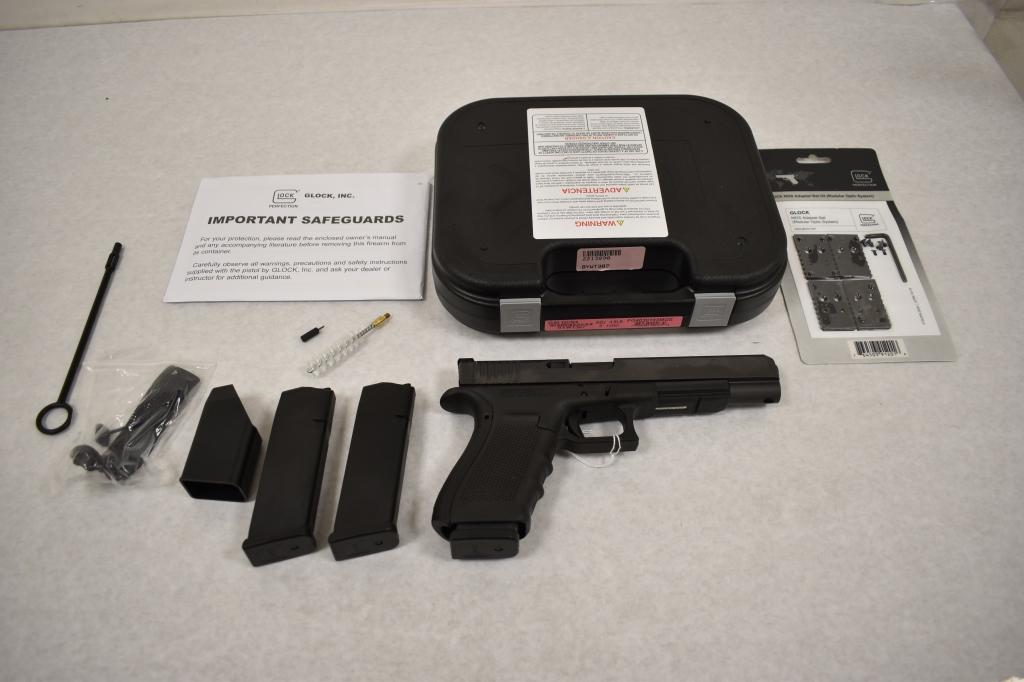 Gun. Glock 40 Gen 4 10mm Auto Pistol