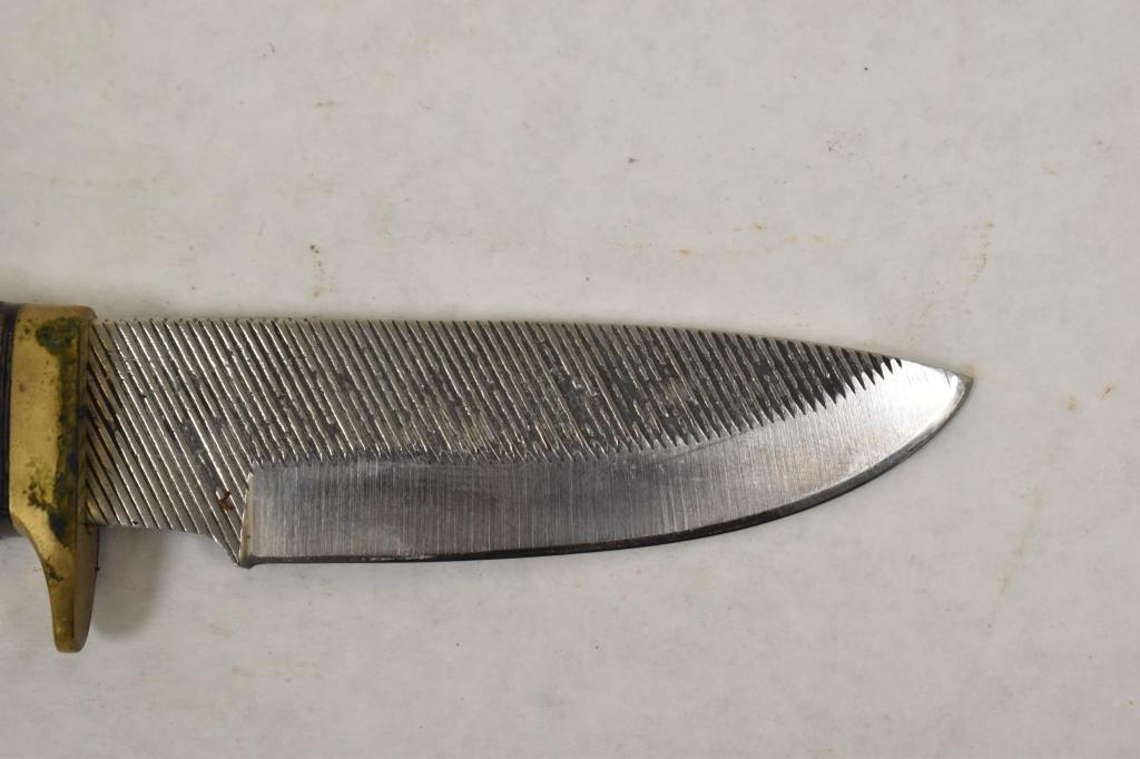 Fixed Blade Hunting knife & Leather Sheath.