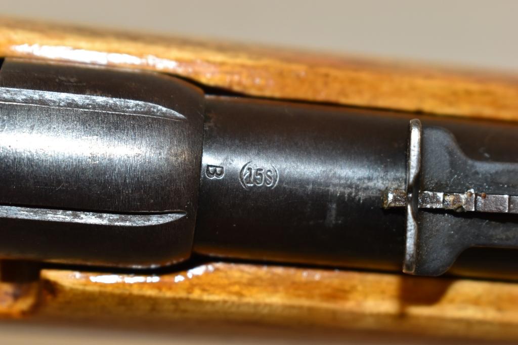 Gun. Savage Model 187J 22 S, L, LR cal Rifle