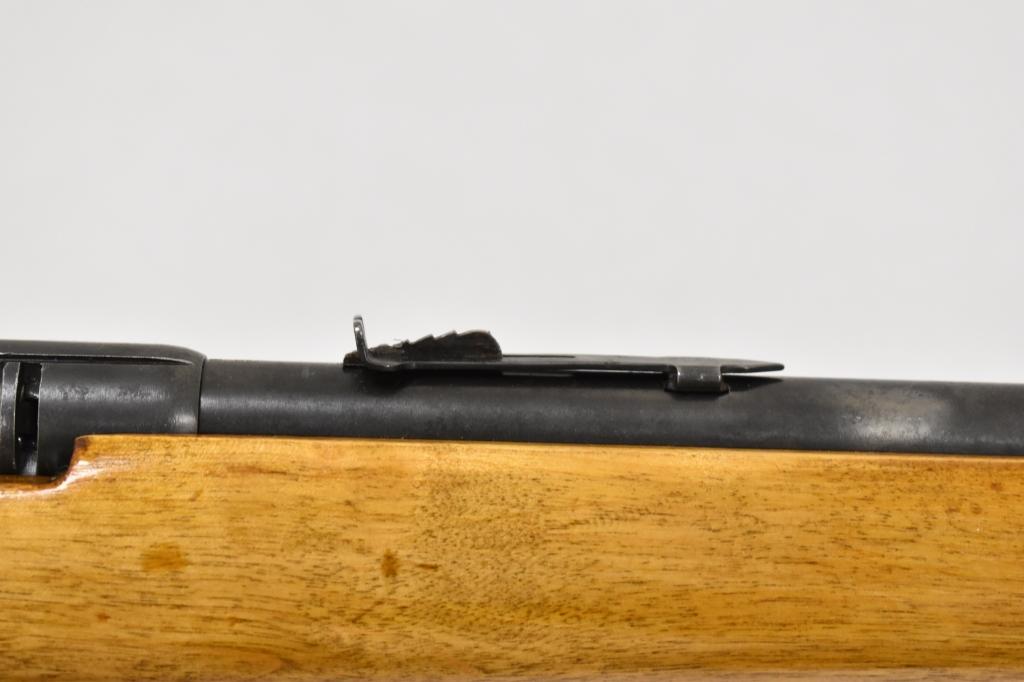 Gun. Savage Model 187J 22 S, L, LR cal Rifle