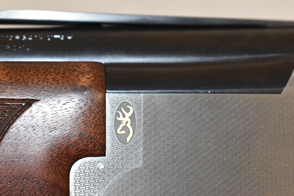 Gun. Browning Citori C725 Sporting 12ga OU Shotgun