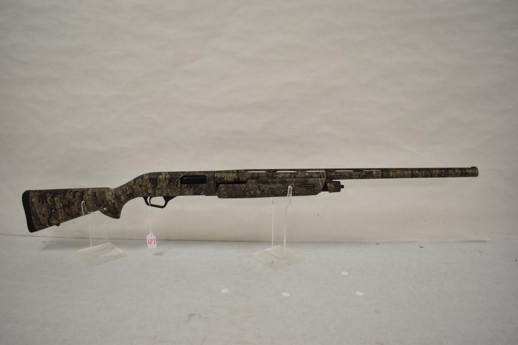 Gun. Winchester Super X Pump 12 ga Shotgun