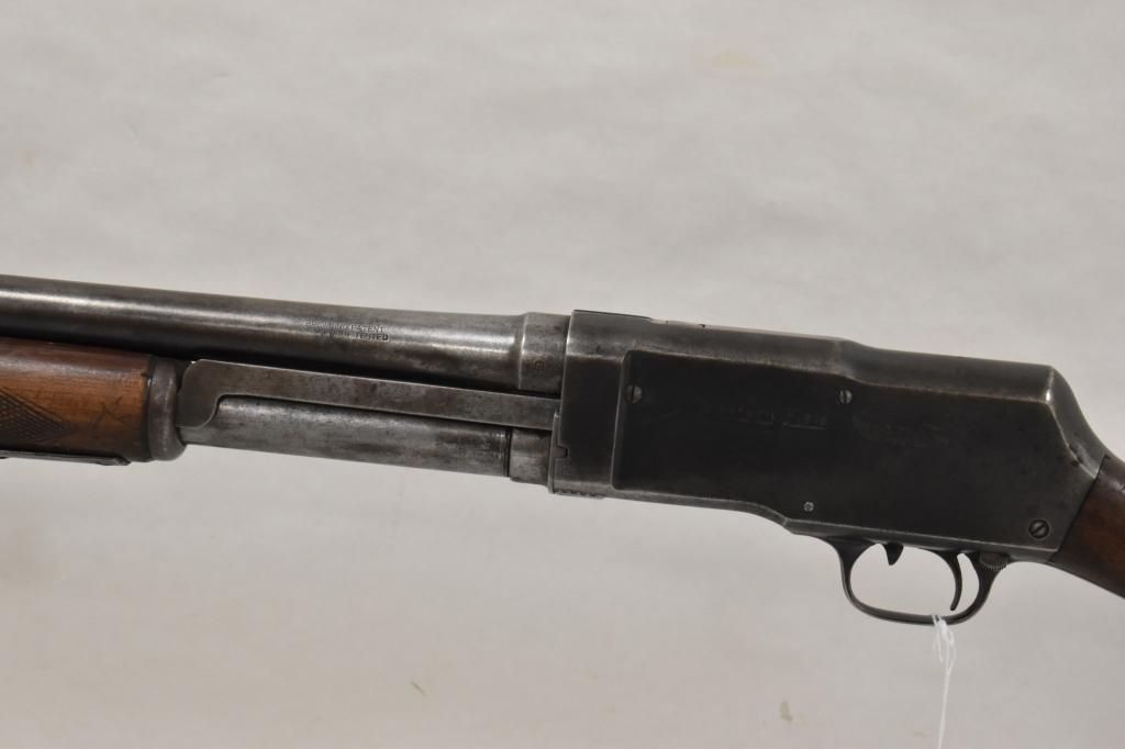 Gun. Western Field 12ga Shotgun