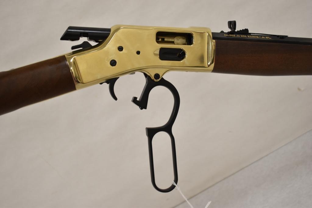 Gun. Henry Side Gate .44 Magnum Rifle