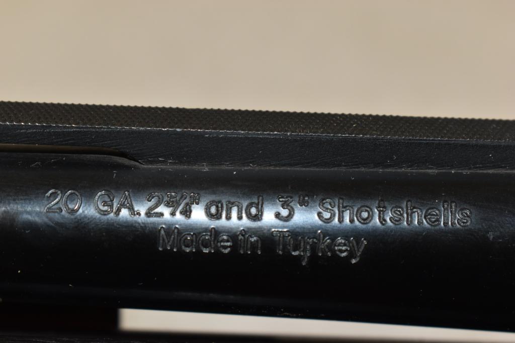 Gun. Weatherby Model PA-08 Compact 20 ga Shotgun