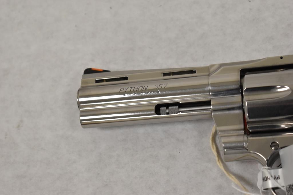 Gun. Colt Model Python SS 357 Mag Revolver