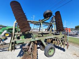 JOHN DEERE 235 24' DISC