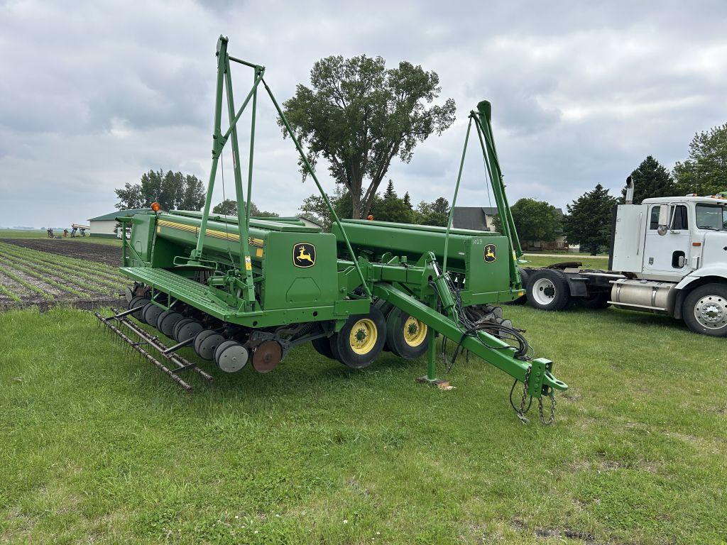 JD 455 Grain Drill