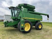 JD 9760STS Combine