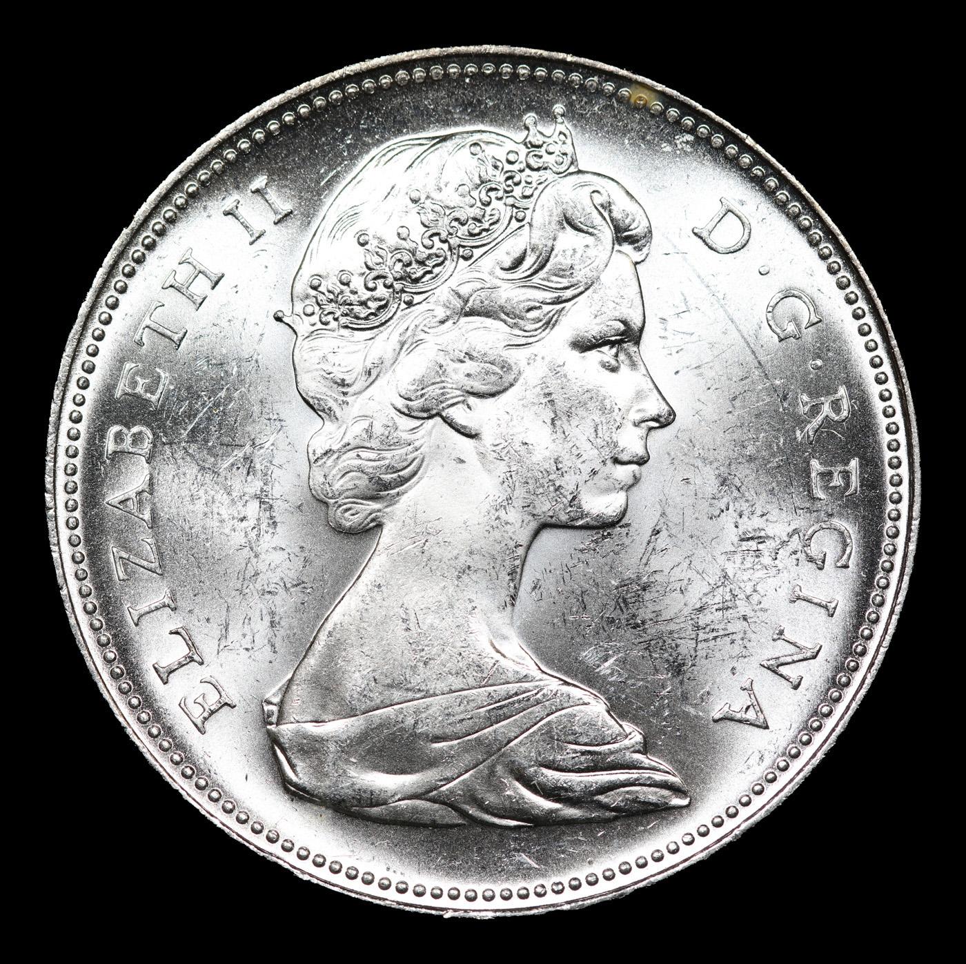 1965 Large Beads, Blunt 5 Canada Dollar KM# 64.1 1 Grades Select+ Unc
