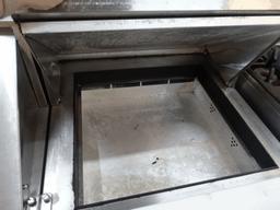 Traulsen 27" Mega Top Sandwich Prep Table
