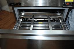 Delfield Liquid Tec 27" Sandwich Prep Table with Drawers