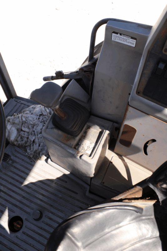 Ford 555D Backhoe Loader