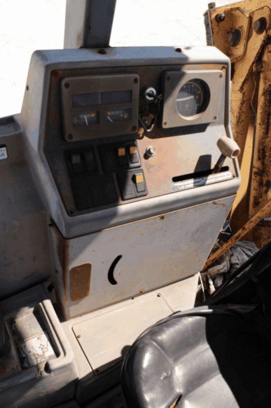 Ford 555D Backhoe Loader