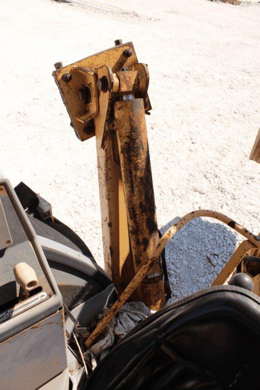 Ford 555D Backhoe Loader