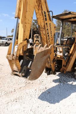 Ford 555D Backhoe Loader