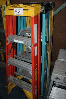 4ft Fiberglass Ladders