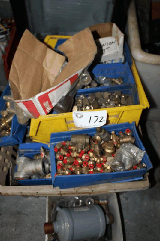 Lot of Assorted Brass Fittings