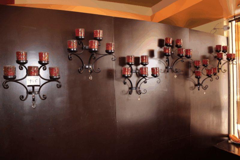 Small Red Chandlier Wall Décor