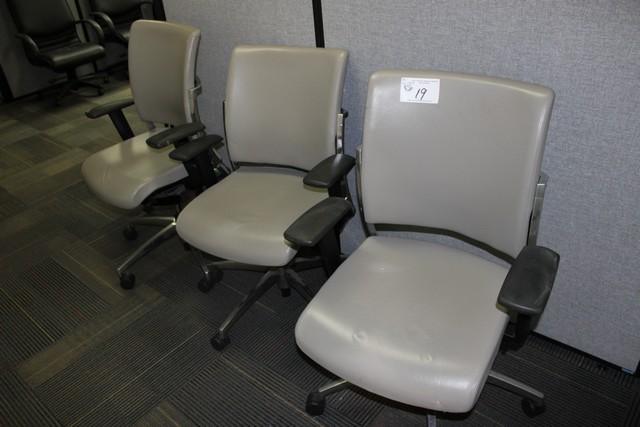 Junior Executive Grey Rolling Chairs