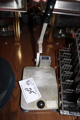 Volrath Oyster Shucker