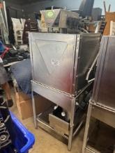 Jackson ES2000 Pass Thru Dish Machine