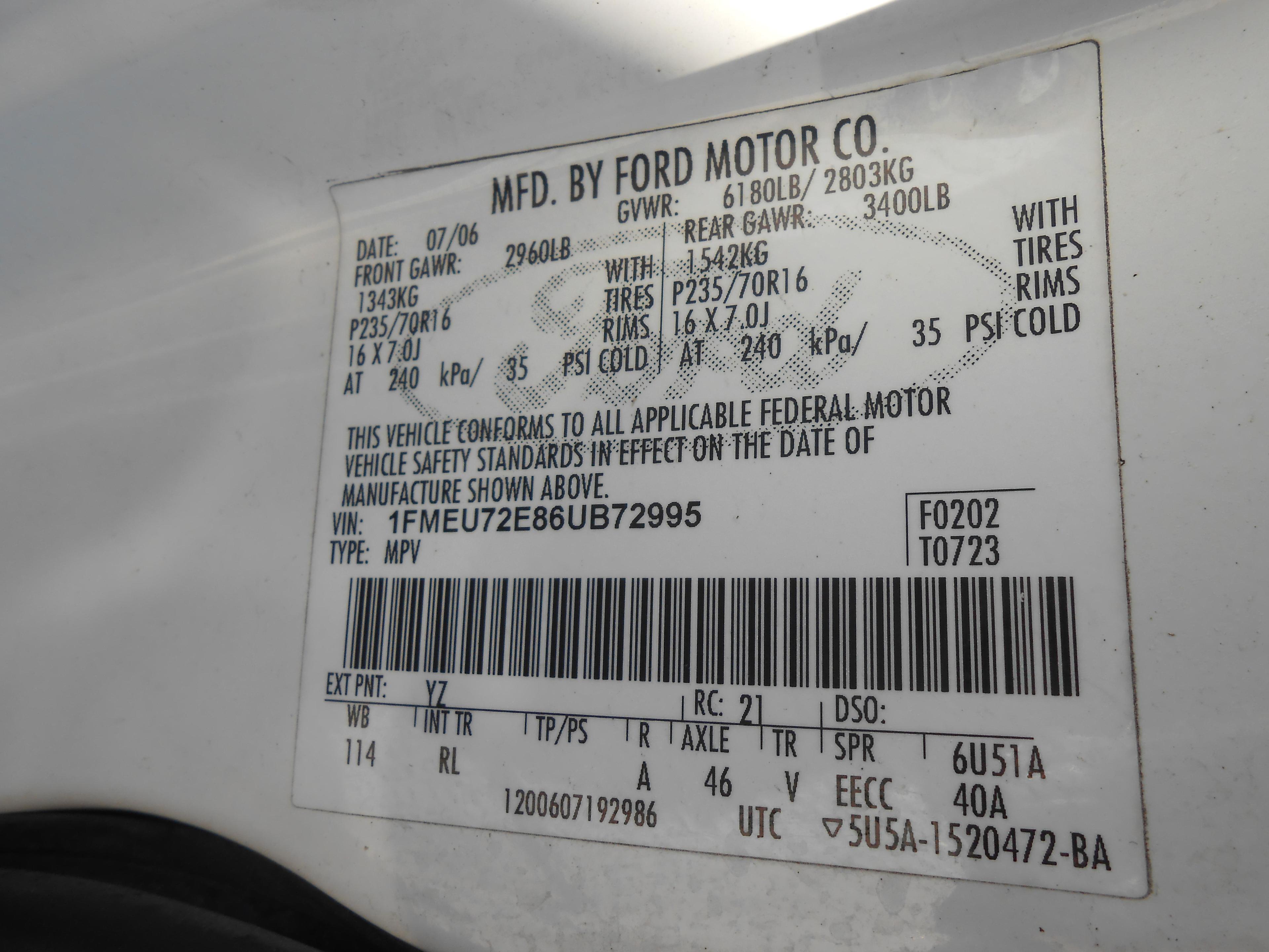2006 FORD EXPLORER 4 DOOR,4WD,POWER WINDOW AND DOOR LOCKS,ADVANCE TRAC RSC,