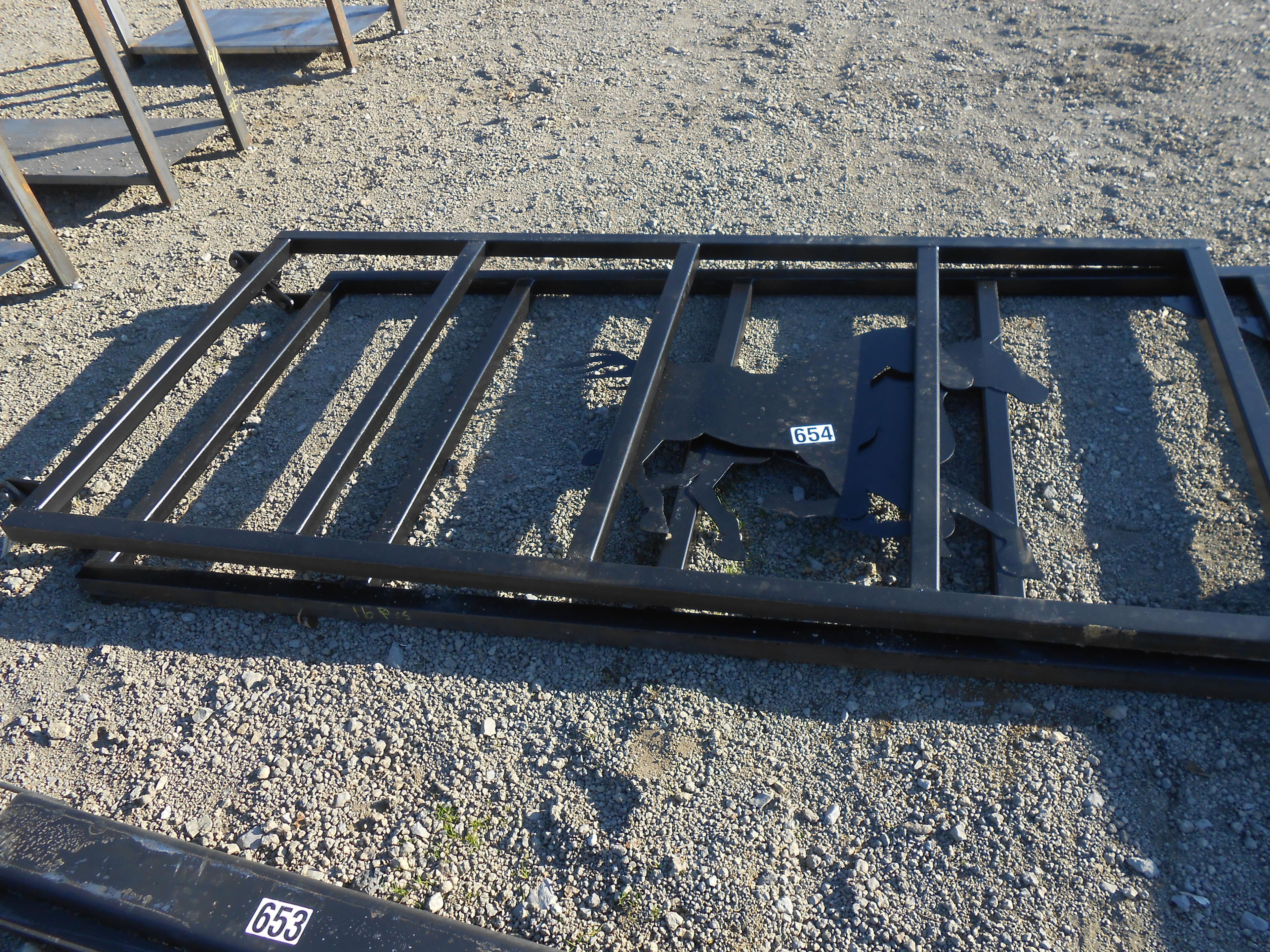 RANCH STYLE DOUBLE HORSE SWINGING GATE 2 PIECES, 4' X 8'