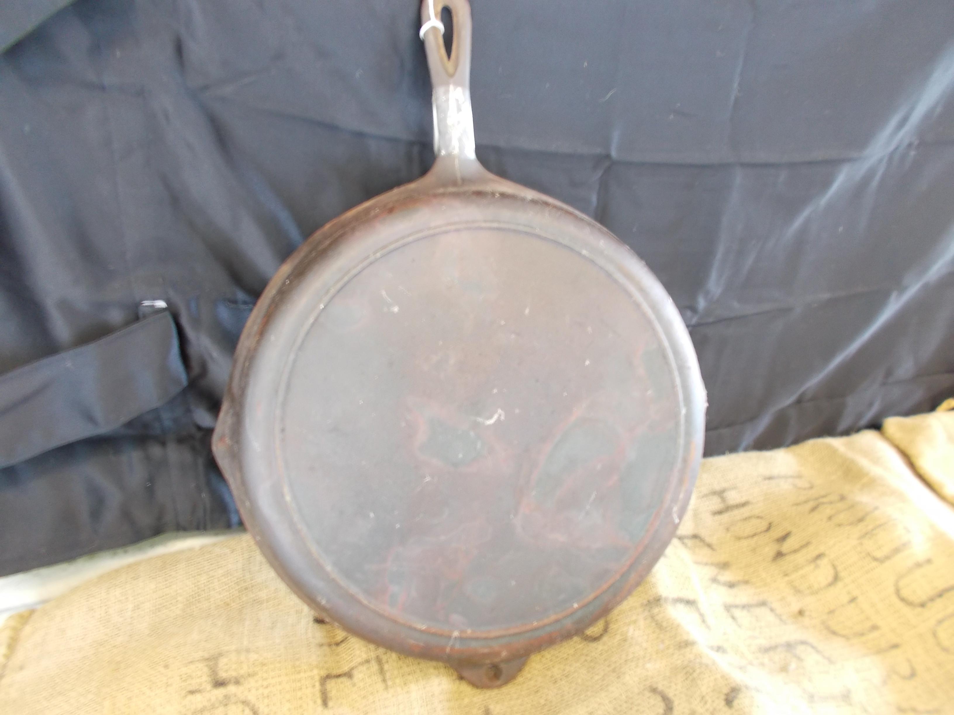 #12 CAST IRON PAN