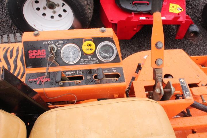 SCAG TURF TIGER ZERO TURN MOWER