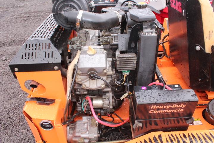 SCAG TURF TIGER ZERO TURN MOWER