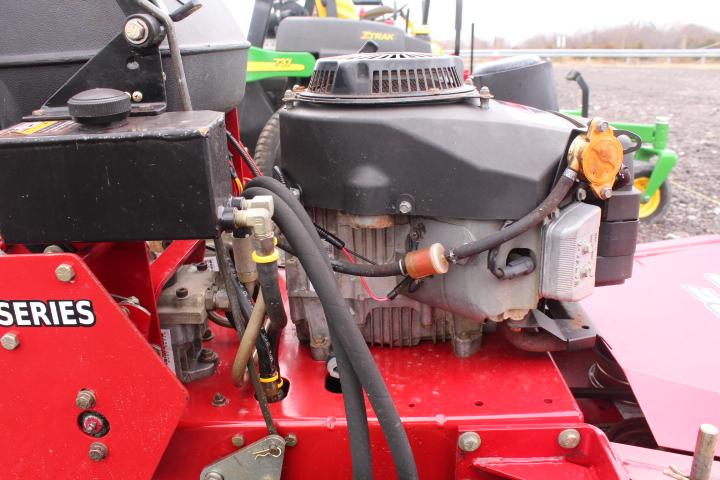 EXMARK TURF TRACER S-SERIES ZERO TURN MOWER
