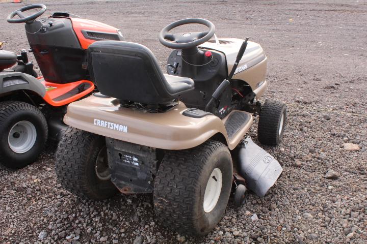 CRAFTSMAN RIDING MOWER