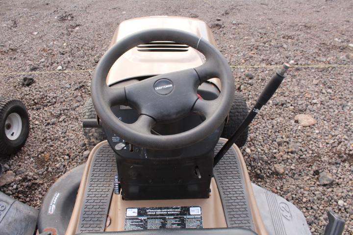 CRAFTSMAN RIDING MOWER