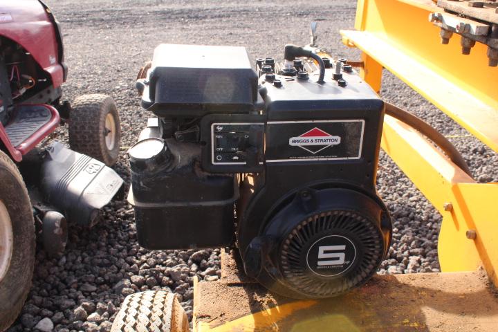 DUERR 20 TON LOG SPLITTER