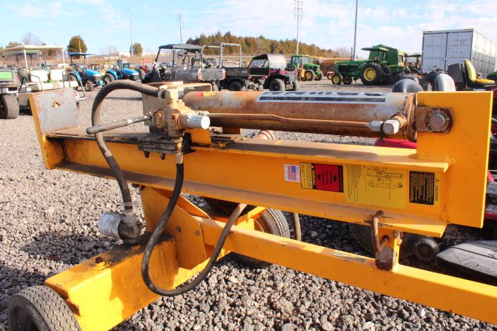 DUERR 20 TON LOG SPLITTER