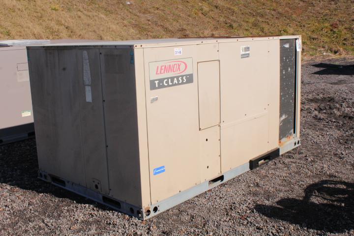 LENNOX T-CLASS PACKAGE HEAT/AC UNIT