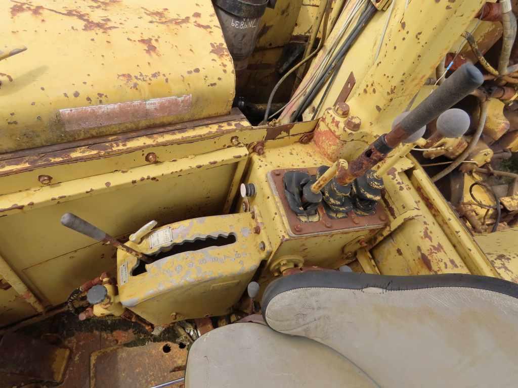 CAT 637D SCRAPER