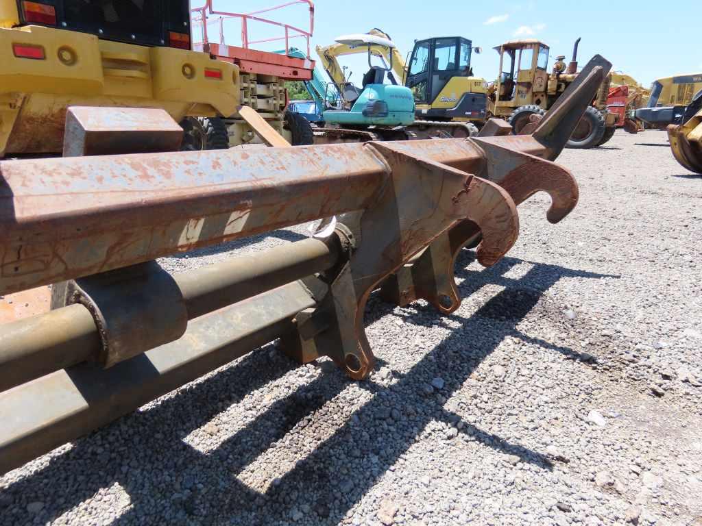 CAT IT PALLET FORKS