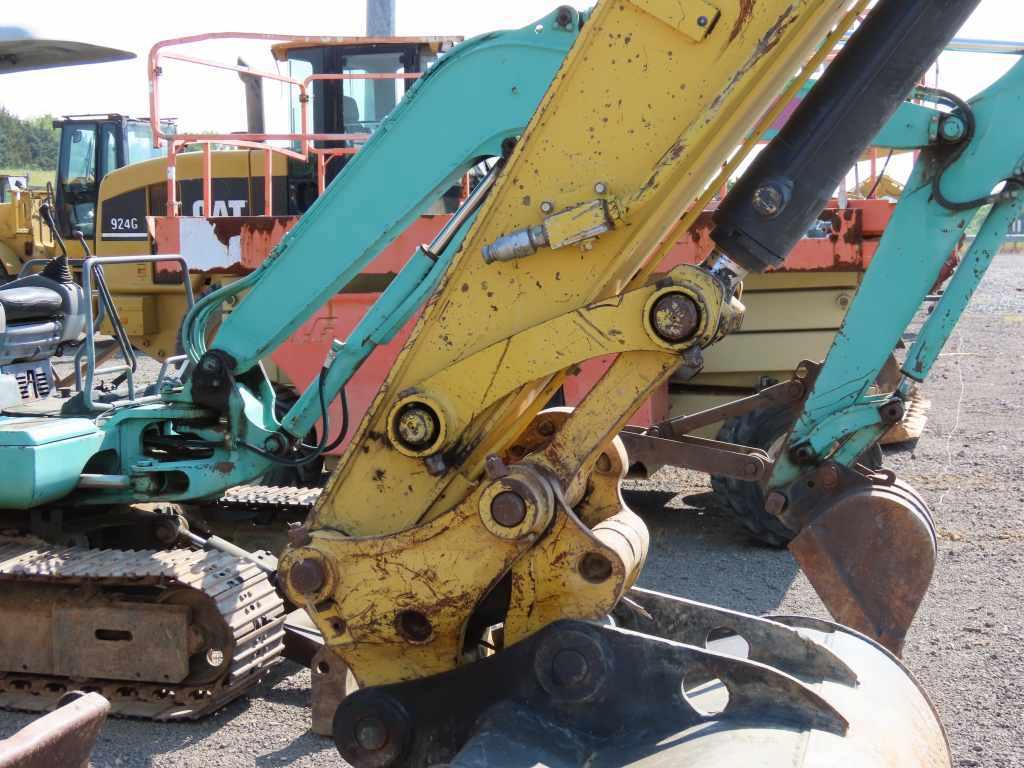 YANMAR SV100 EXCAVATOR