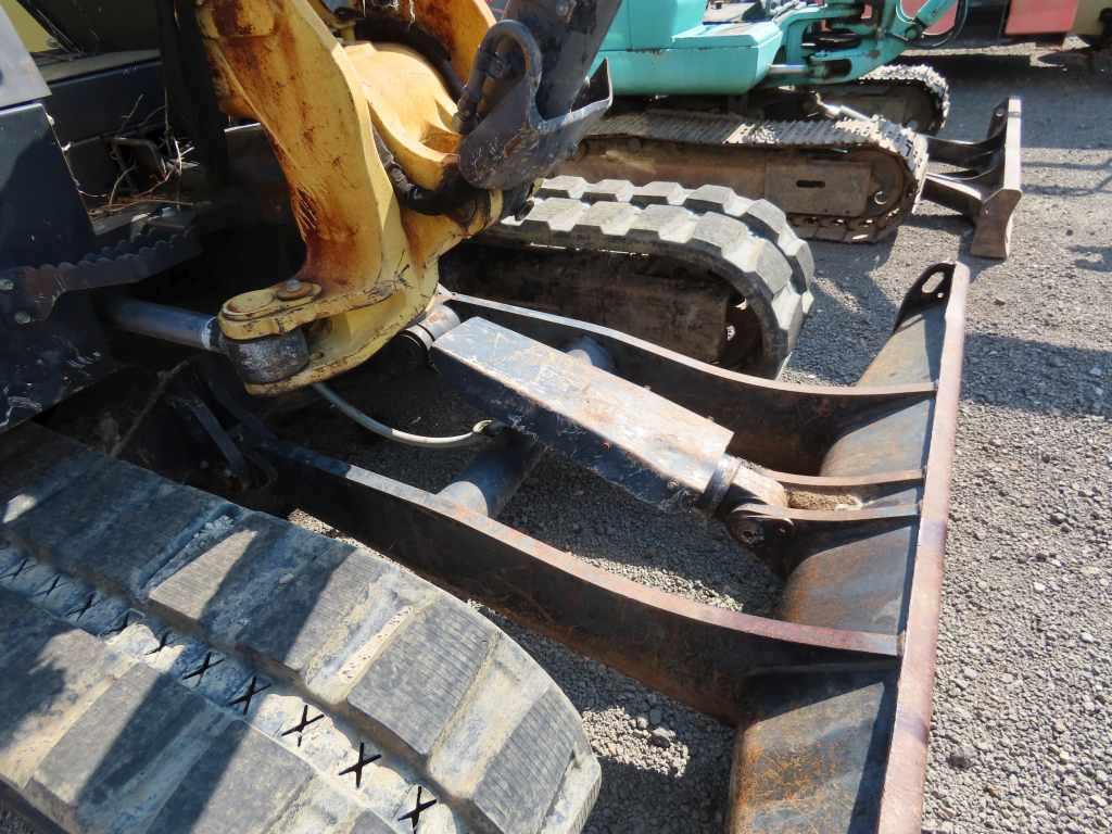 YANMAR SV100 EXCAVATOR