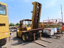 CAT FORKLIFT V160